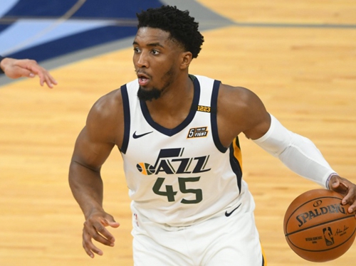 强调参赛者 强调参赛者